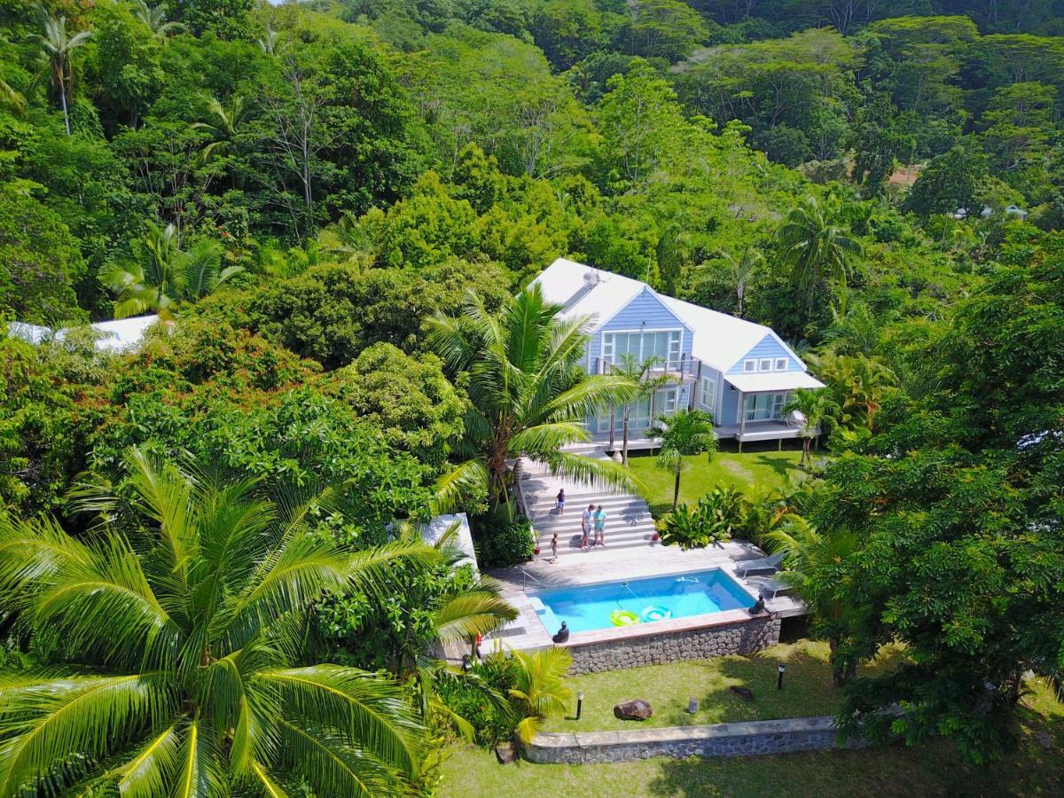 Red Coconut Self-Catering Apartment Baie Lazare  ภายนอก รูปภาพ